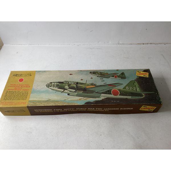 Linderg Line Mitsubishi G4M2 Betty - 1/72 Scale Plastic Model Kit