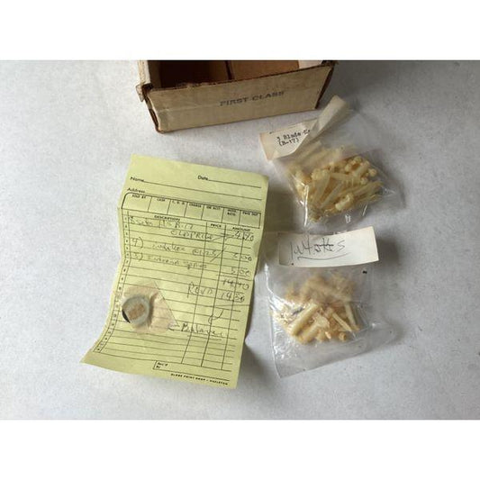 Vintage Model Kit Parts - CLOPRKS, White, Blades