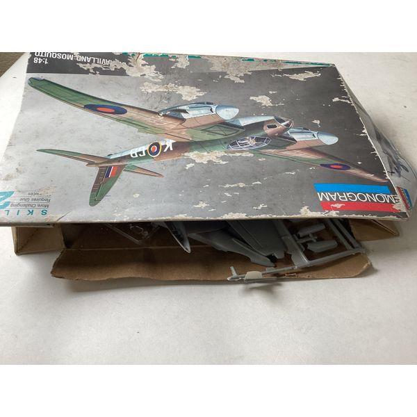 Monogram De Havilland Mosquito 1:48 Scale Model Kit - Skill Level 2