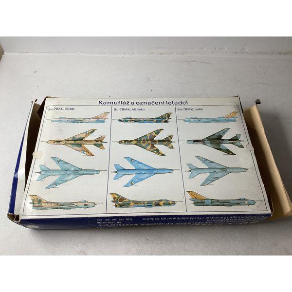 OEZ Model Su-7BMK, Indie - Vintage Airplane Kit