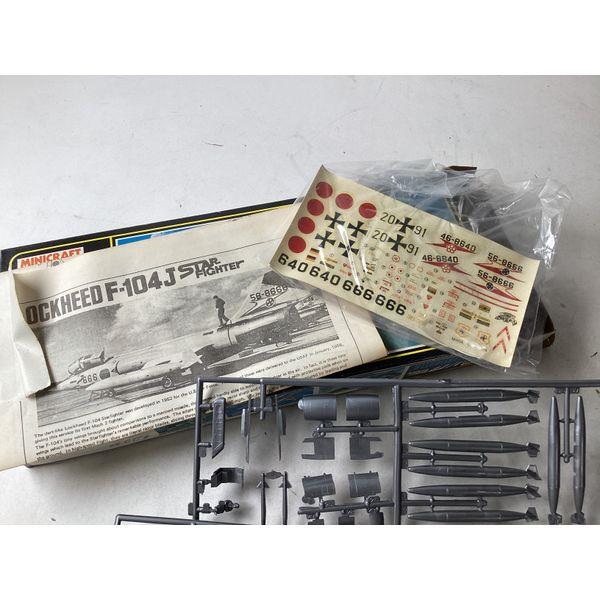 Minicraft F-104J Starfighter, 1/72 Scale Series - Aircraft Model Kit