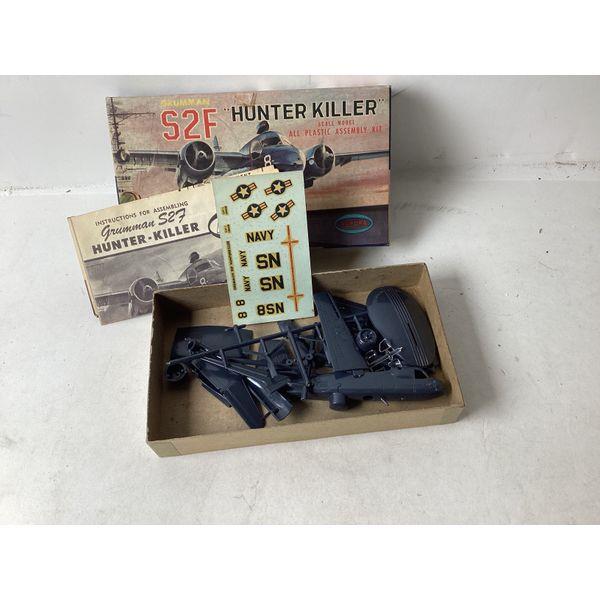 Aurora S2F "Hunter Killer" Scale Model Kit - All Plastic Assembly