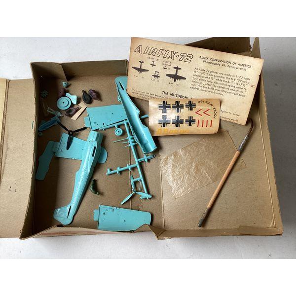 FROG Focke Wulf 190, Story Kit - Vintage Model Kit, Complete Set