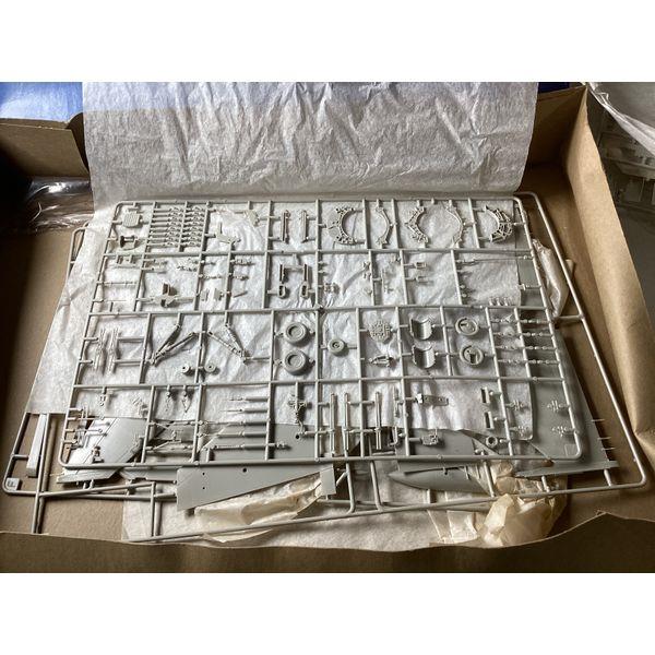 Minicraft General Dynamics F-16A - 1/32 Scale Model Kit - Aircraft, Collectible