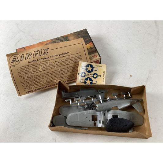 Airfix Chance Vought F4U-1D Corsair - 1/72 Scale, Vintage Model Kit