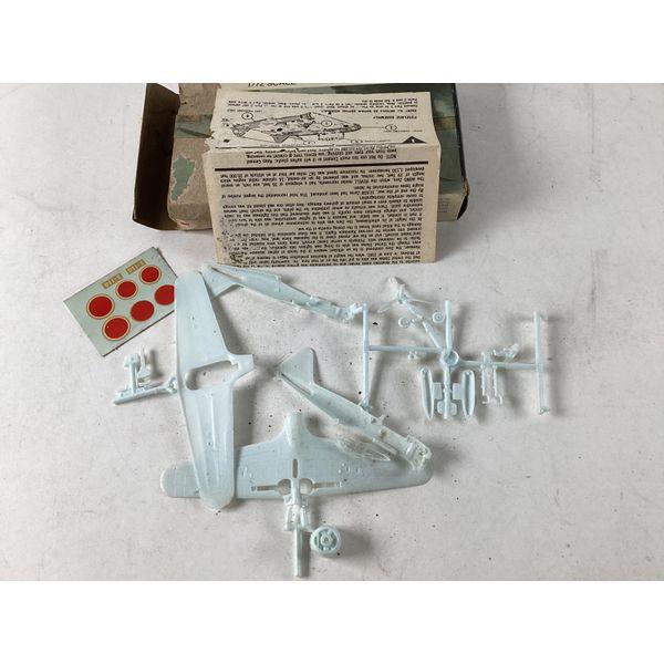 Revell Mitsubishi A6 M56 ZERO, 1/72 Scale
