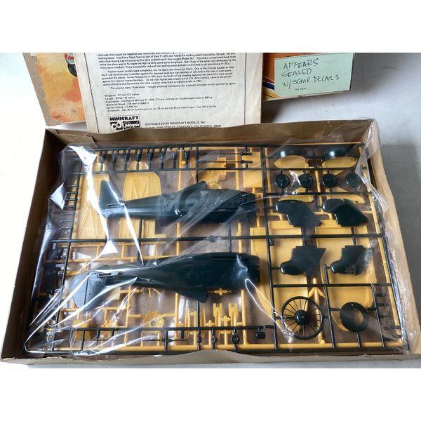 Minicraft Boeing P-26A Peashooter - 1/32 Scale, U.S. Army Fighter, Appears Sealed