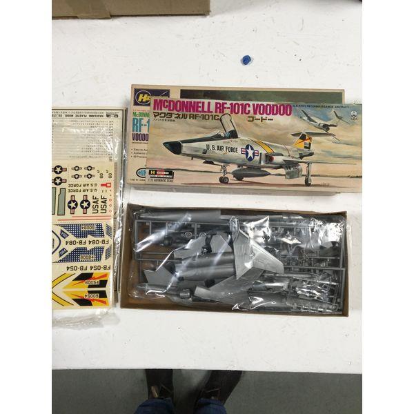 Hasegawa McDonnell RF-101C Voodoo - 1/72 Scale Aircraft Model Kit