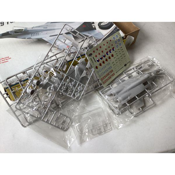Testors MiG-29 'Fulcrum' - 1/72 Scale Unassembled Kit