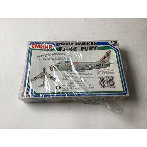 Emhar North American FJ-4B Fury, 1:72 Scale