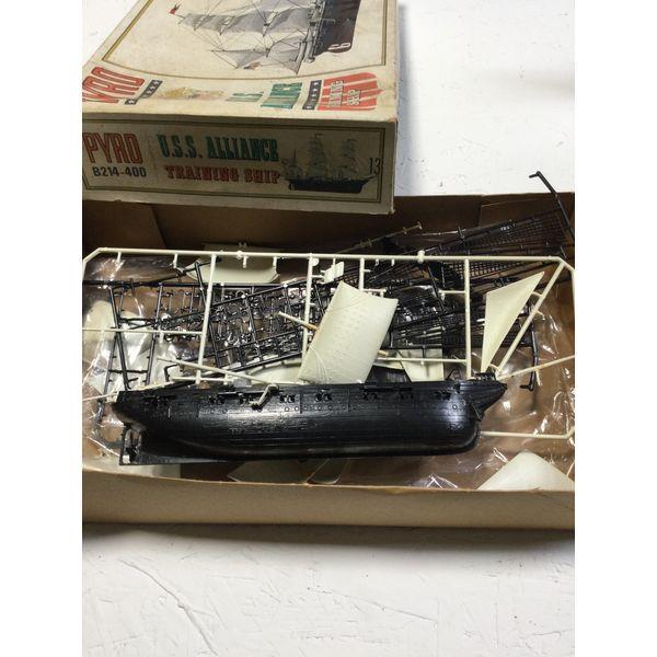 PYRO U.S.S. Alliance Training Ship, Model Kit, Vintage, Collector's Item
