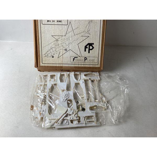Forma Plane MIL 24 Hind Model Kit - Unbuilt, Scale Model