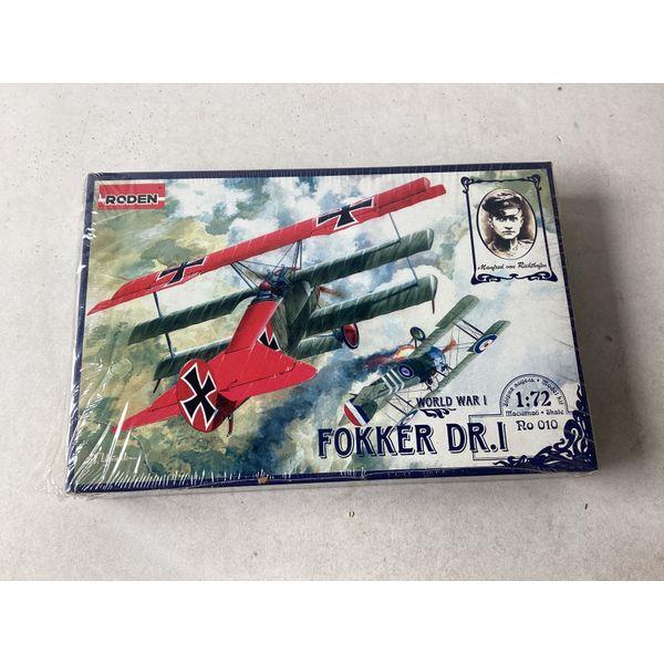 Roden Fokker Dr.I, World War I, 1:72 Scale
