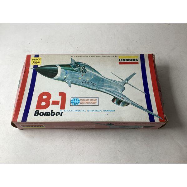 Lindberg B-1 Bomber - Intercontinental Strategic Bomber, Model Construction Kit