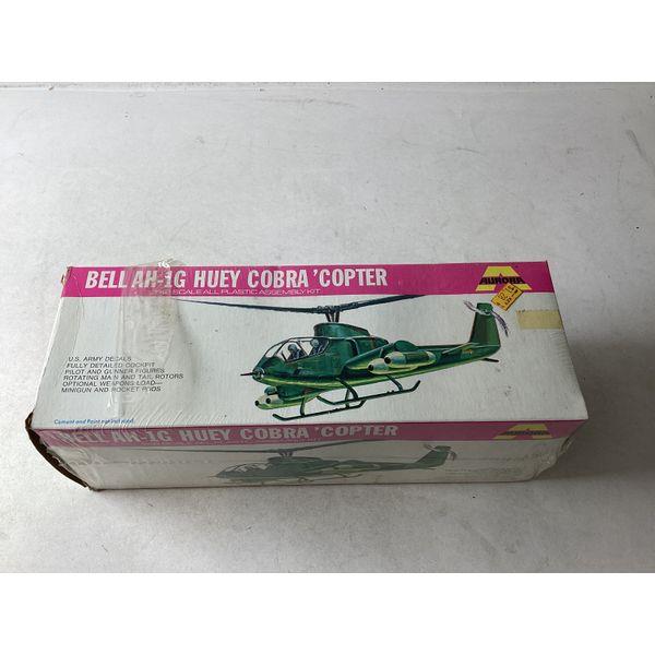 Aurora Bell AH-1G Huey Cobra 'Copter - 1/48 Scale Plastic Assembly Kit