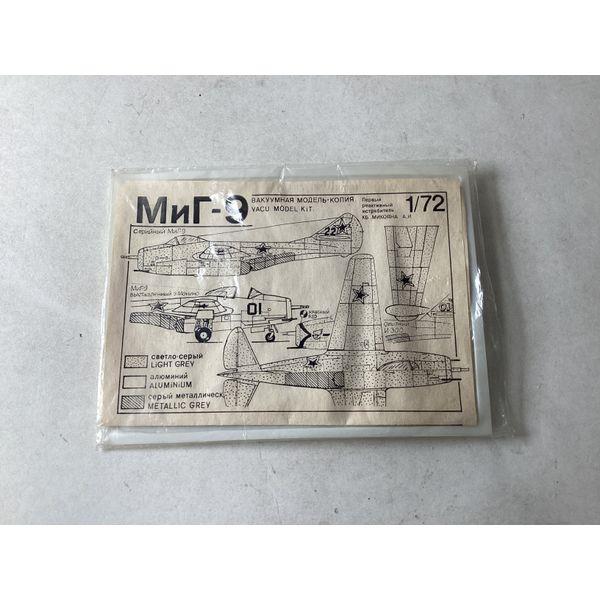 MiG-3 VACU Model Kit, 1/72 Scale