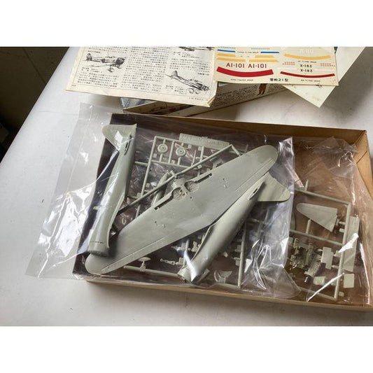 Tamiya Mitsubishi A6M2 Zero Fighter Zeke - 1/48 Scale, Model Kit