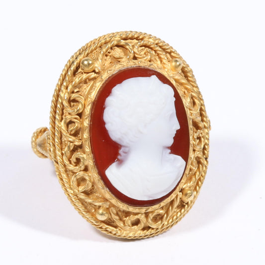 Large antique 18K yellow gold Victorian natural stone cameo ring. Ring size 6 3/4