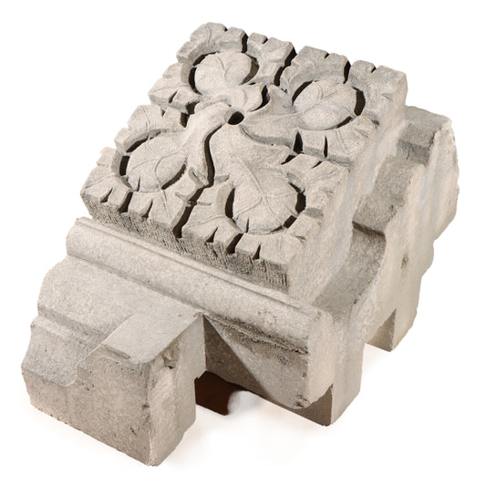 Quatrefoil floral rosette foliate relief border block roundel end piece; 1920s Harlem, New York, Gothic Style Architectural Limestone Facade Carving 18 3/4"H x 17"W