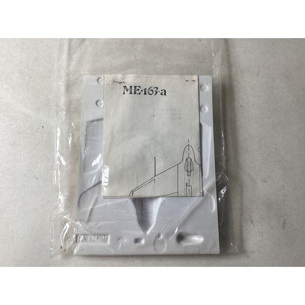 Me-163-a Model Kit - Unassembled Parts, Instructions