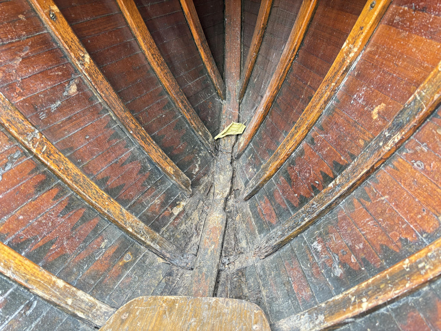 1956 Thompson Classic Wooden Boat & Accompanying Trailer