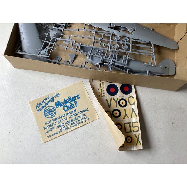 Airfix Hawker Hurricane MK1 - 1/48 Model Kit