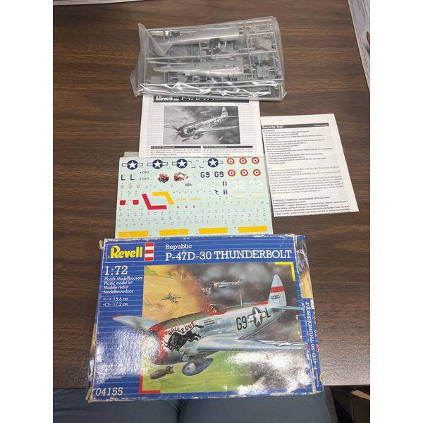 Revell Republic P-47D-30 Thunderbolt - 1:72 Scale, Plastic Model Kit, Unassembled, Decals Included