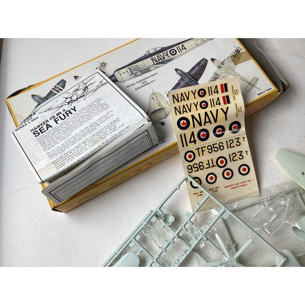 Pioneer 2 Hawker Sea Fury - 1/72 Scale Model Kit