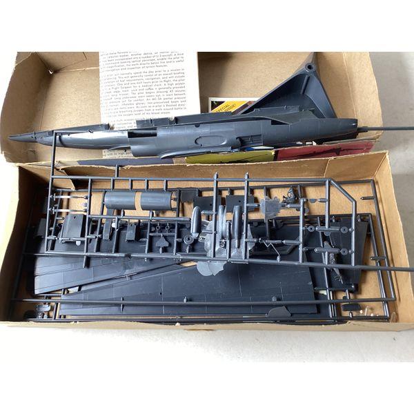 Lockheed U-2 Model Kit, Unassembled, Decals Included