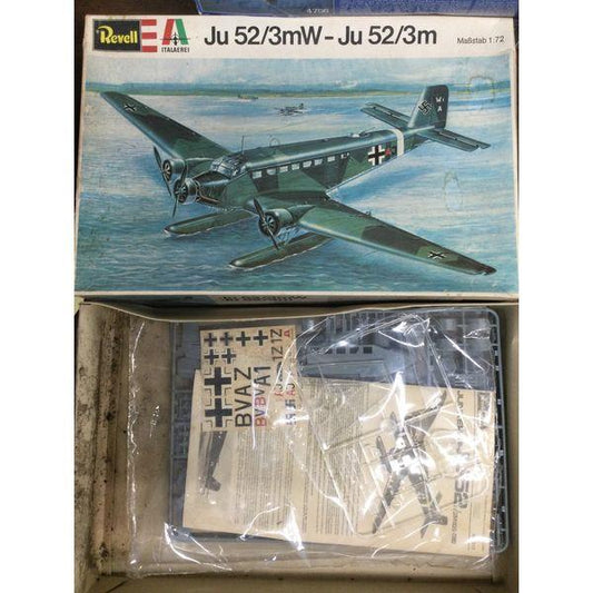 Revell Ju 52/3mW - Ju 52/3m Model Kit, 1:72 Scale