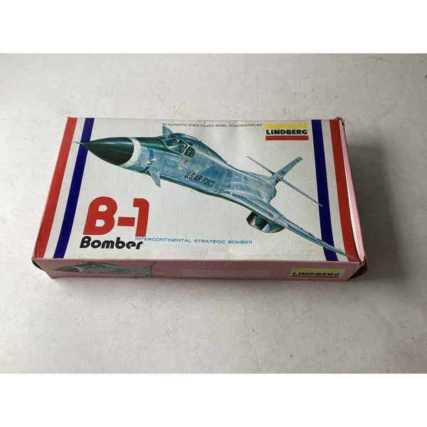 Lindberg B-1 Bomber - Intercontinental Strategic Bomber, Model Construction Kit