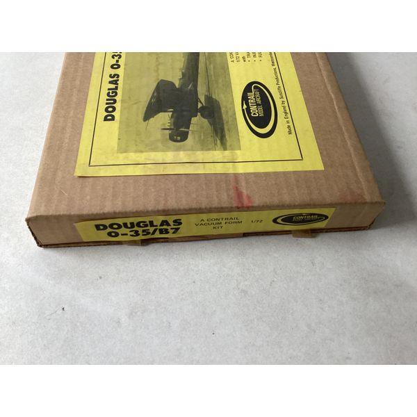 Contrail Douglas O-35/B7 - 1/72 Vacuum Formed Kit - Transfers, Injection Struts