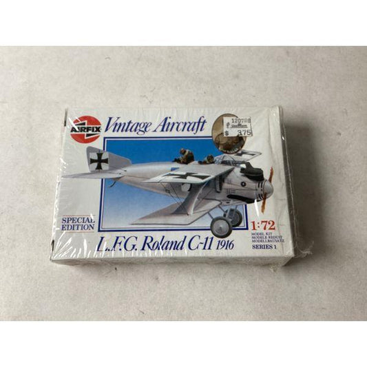 Airfix Vintage Aircraft L.F.G. Roland C-II 1916 - 1:72 Scale, Special Edition, Series 1