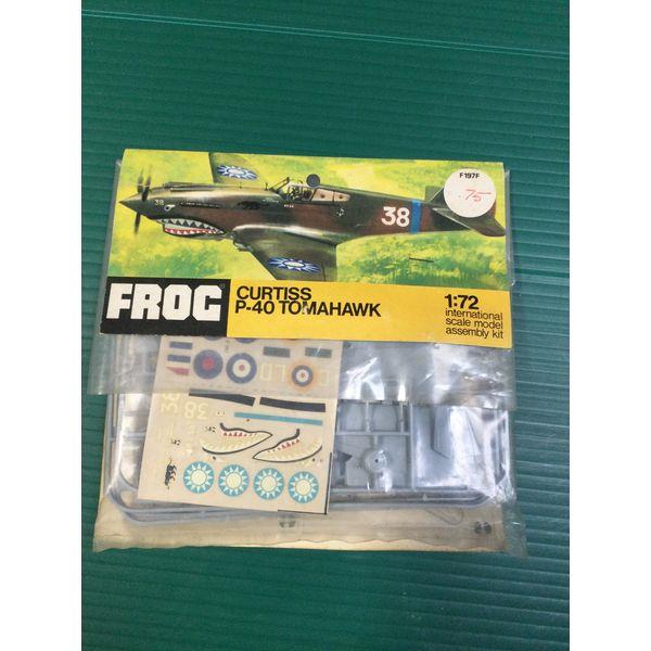 FROG Curtiss P-40 Tomahawk - 1/72 Scale Model Kit, International Model Assembly