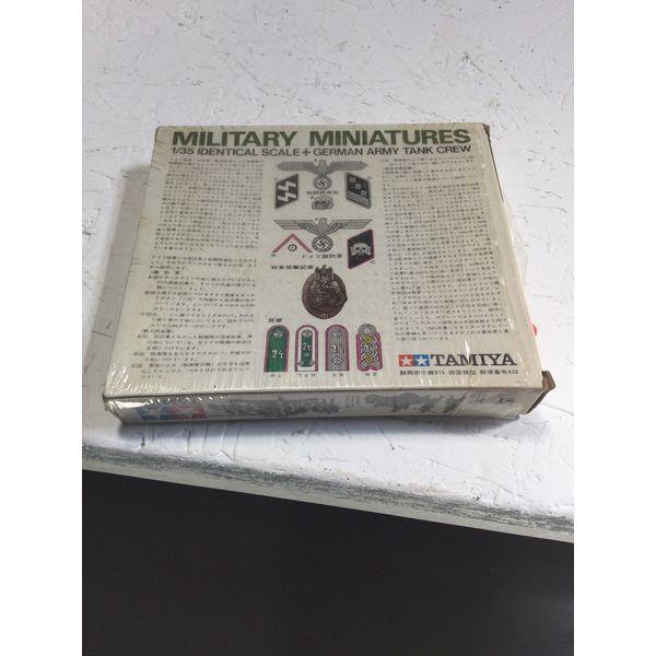 Tamiya Military Miniatures - 1/35 Scale German Army Tank Crew Model Kit