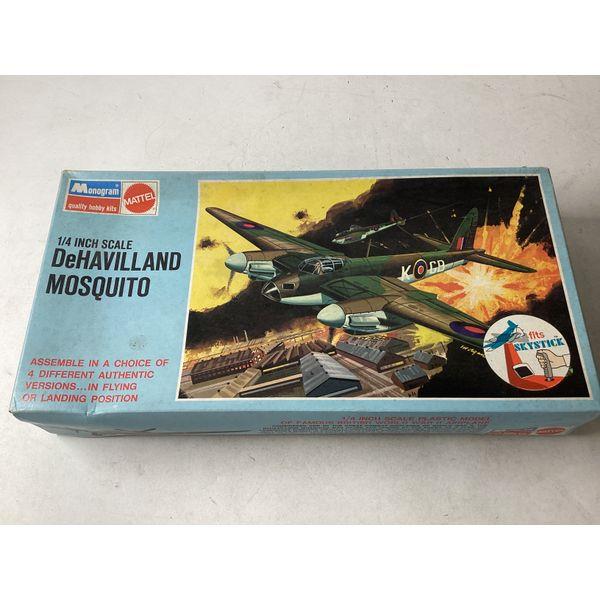 DeHavilland Mosquito - Vintage Model Kit - Airplane - Collectible