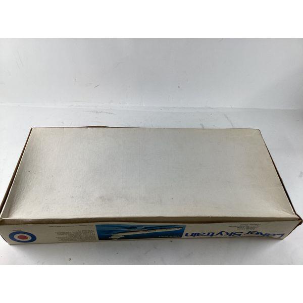 FROG Laker Skytrain DC-10, 1/100 Scale Model Kit - Vintage Plane, Display Stand