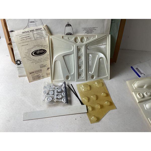 Contrail Convair B32 Dominator - 1/72 Scale Vacuum Formed Kit - Model Aircraft
