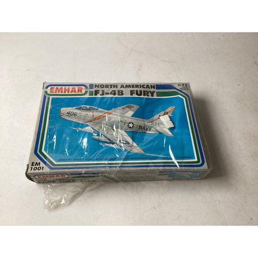 Emhar North American FJ-4B Fury, 1:72 Scale
