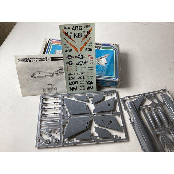 Emhar North American FJ-4B Fury, 1:72 Scale