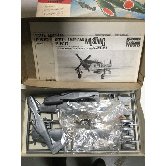 Hasegawa North American P-51D Mustang - 1/72 Scale, Model Kit