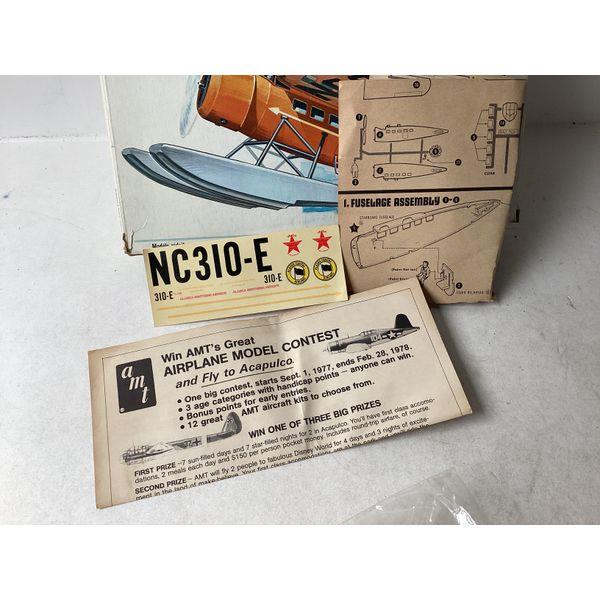 AMT Lockheed VEGA Floatplane - 1/48 Scale Model Kit, Alaskan Air Transport