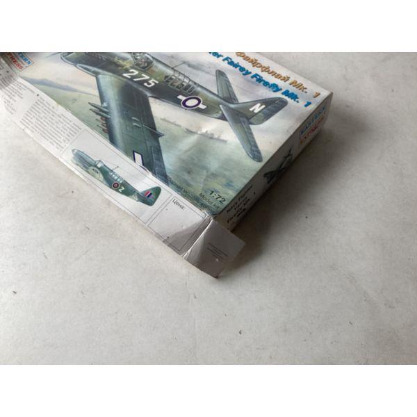 Eastern Express Navy Fighter Fairey Firefly Mk. 1 - 1:72 Scale Model Kit