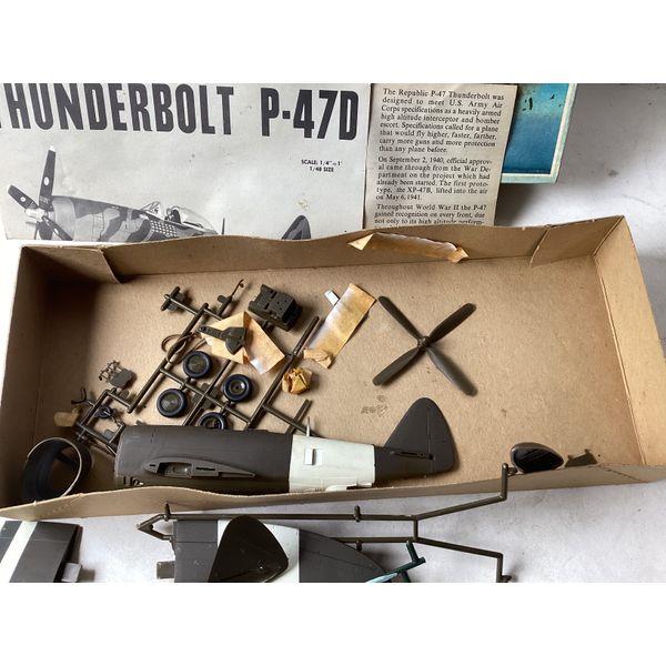 Monogram P-47D Thunderbolt - 1/48 Scale Model Kit - Big, Fast & Rugged