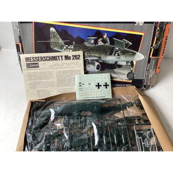 Monogram Messerschmitt Me262, Model Kit, 1:48 Scale, Operational Jet Fighter