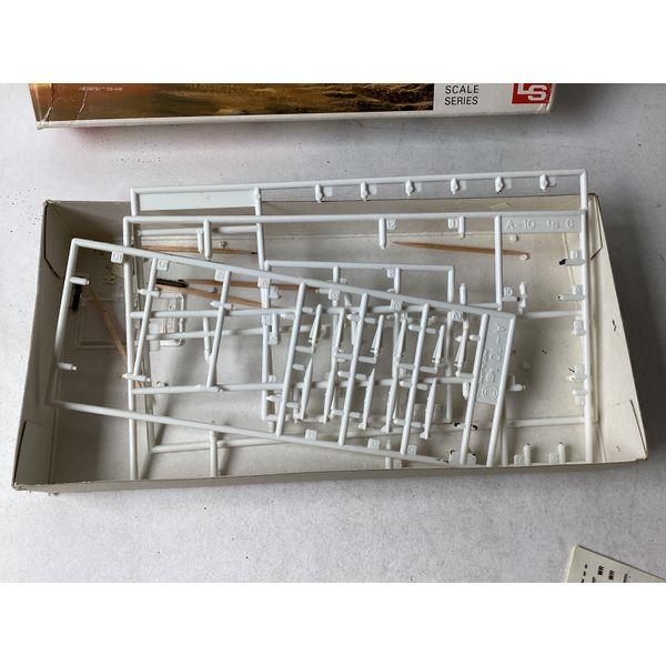 LS A-10A Thunderbolt II, 1/144 Scale, Aircraft Model Kit