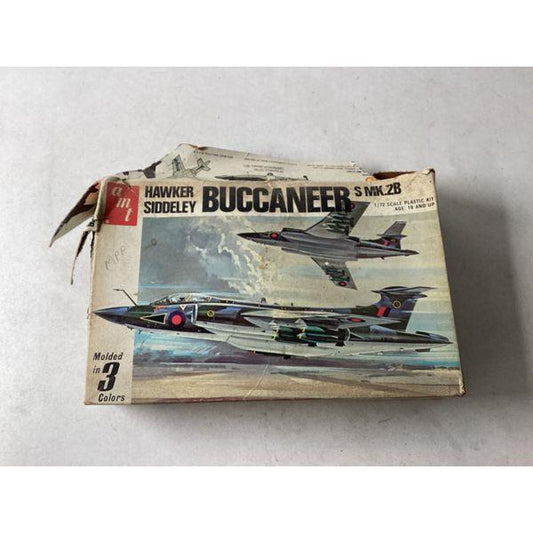 AMT Hawker Siddeley Buccaneer S MK.2B - 1/72 Scale Plastic Kit