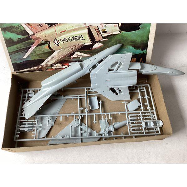 UPC Phantom J - Vintage Model Kit