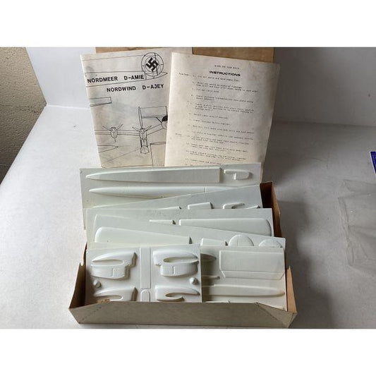 Nordmeer Nordwind D-AMIE D-AJEY Model Kit