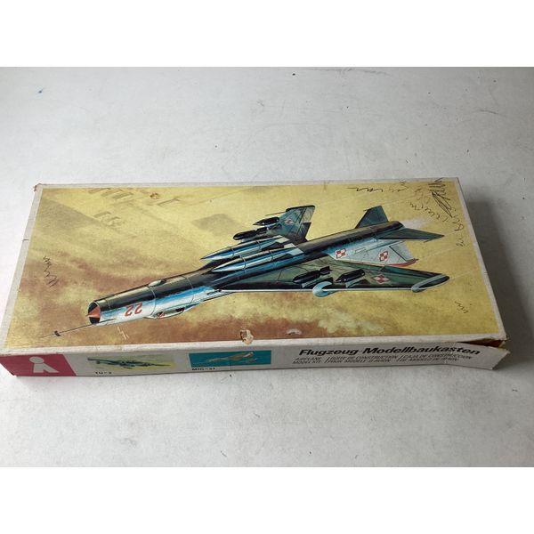 Flugzeug Modellbaukasten TU-2 Model Kit - Vintage